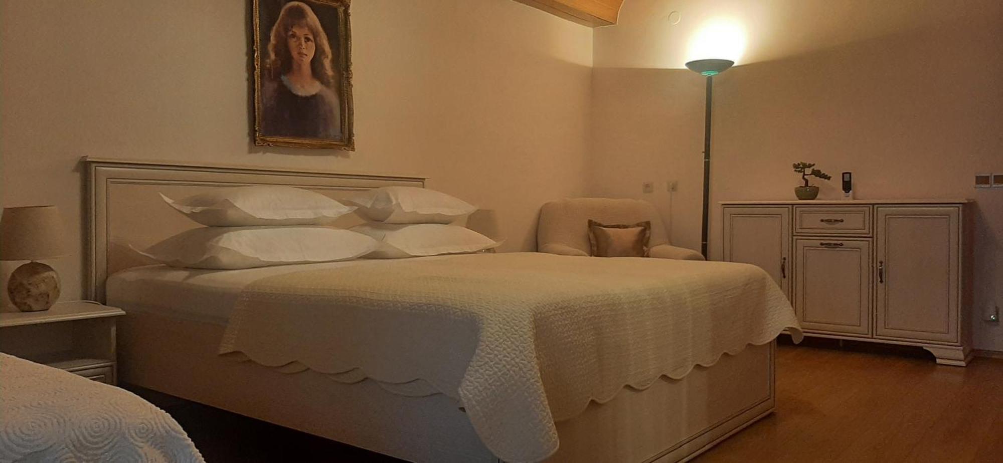 Guest House Fenix Brela Rom bilde