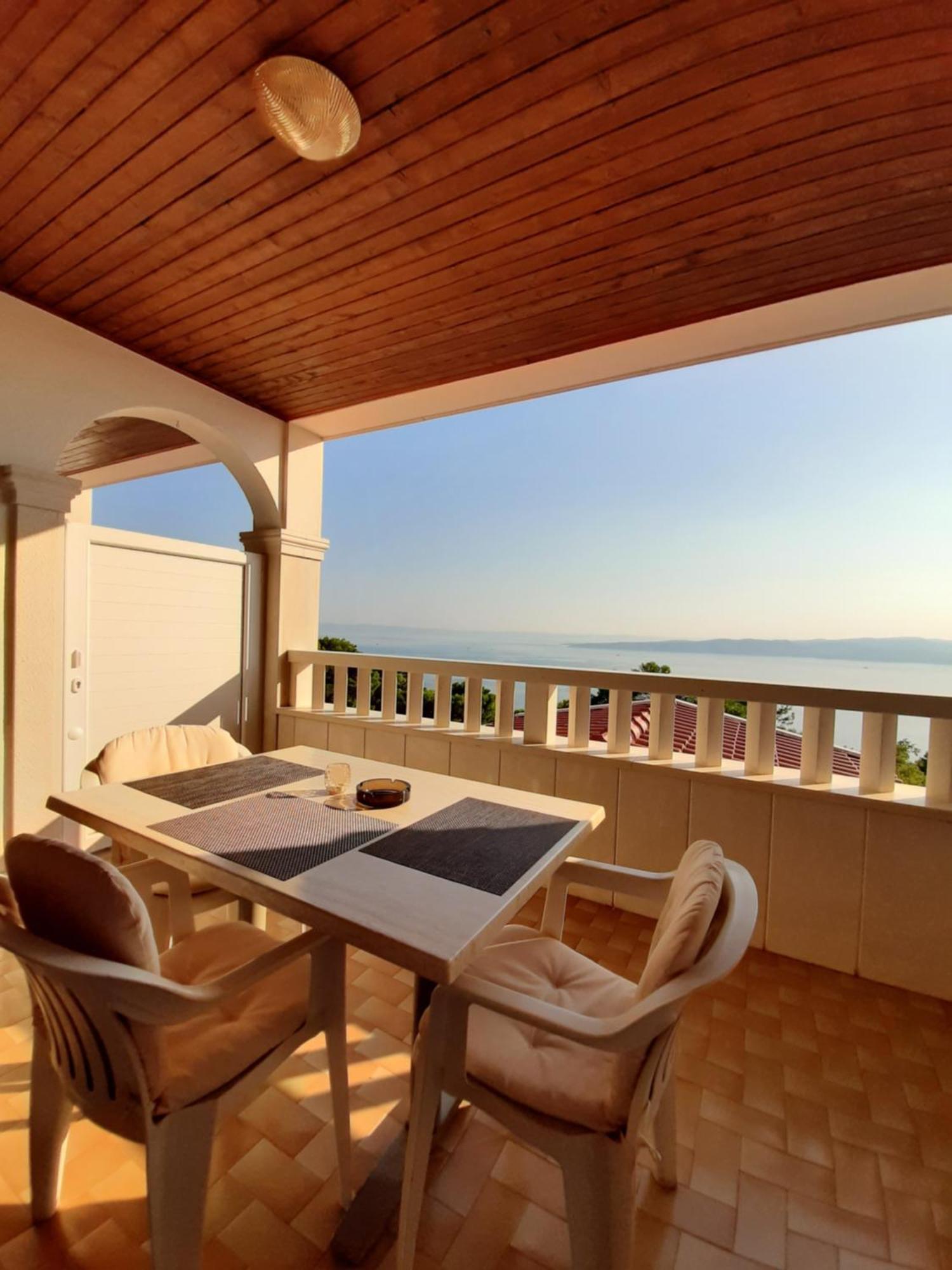 Guest House Fenix Brela Rom bilde